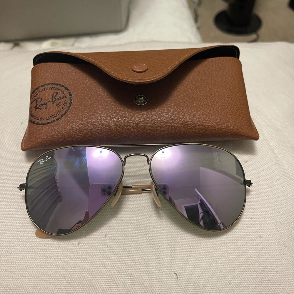 ray ban aviators and case!!!
